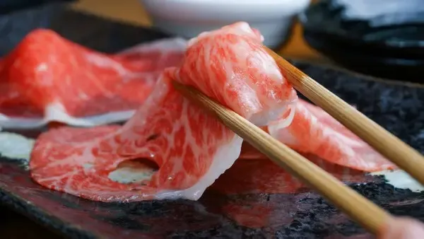 炭焼屋肉もん